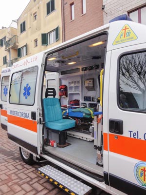 Ambulanze, autovetture, autofunebre per servizi sociali a Camucia Cortona